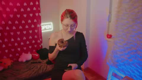 Bloom online show from February 15, 2:47 pm