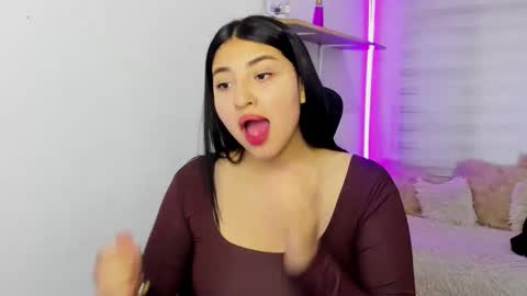 bloom_flower1 online show from December 4, 11:41 am