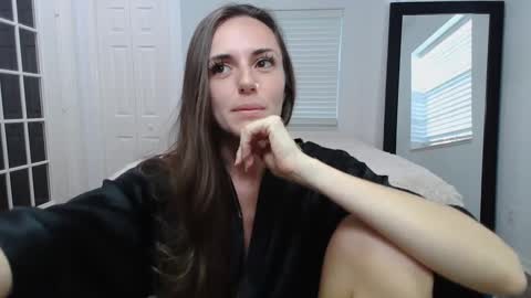 Sarah Zee online show from December 16, 6:16 pm