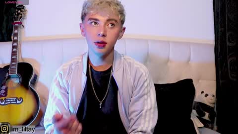 Snapshot of blue_boy_1 chatting on January 3, 7:07 pm TAY online show from January 3, 7:07 pm