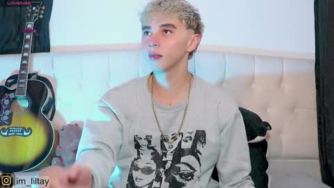 TAY   online show from January 5, 5:20 pm