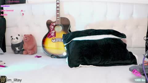 Snapshot of blue_boy_1 chatting on January 6, 6:52 pm TAY online show from January 6, 6:52 pm