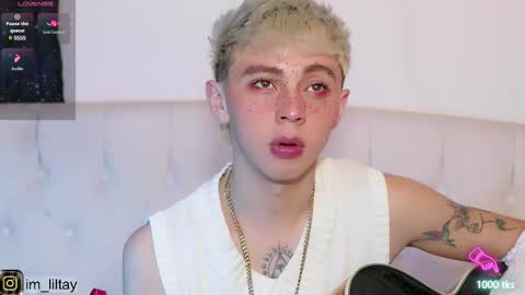 Snapshot of blue_boy_1 chatting on February 27, 4:09 am TAY online show from February 27, 4:09 am