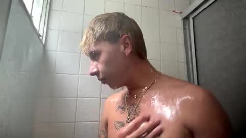 Snapshot of blue_boy_1 chatting on September 21, 3:57 pm TAY online show from September 21, 3:57 pm