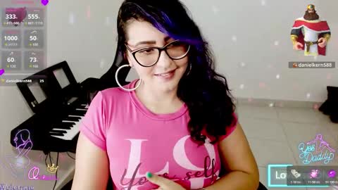 susan  online show from February 8, 3:54 am