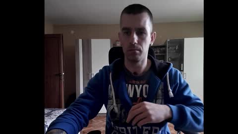 Runaway online show from February 27, 2:06 pm