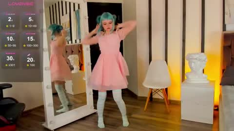 Alice online show from January 13, 10:25 am