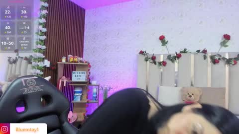 blue_tay1 online show from March 4, 11:49 am