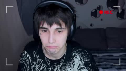 SONNYVAN online show from October 30, 2:29 pm