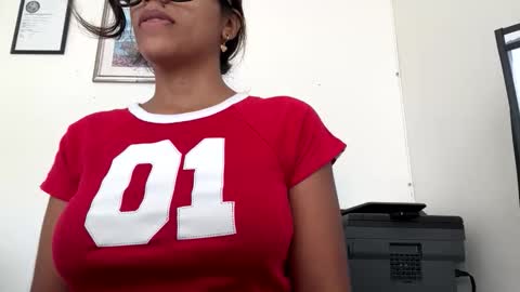 Snapshot of blueaby1 chatting on October 31, 5:47 pm blueaby1 online show from October 31, 5:47 pm