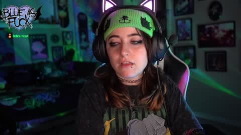 Snapshot of blueasfuck chatting on January 5, 5:41 am Blue online show from January 5, 5:41 am