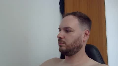 Blue online show from October 15, 6:19 pm