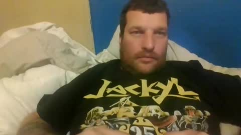 Snapshot of bluedemoneyes1986 chatting on February 5, 3:23 am bluedemoneyes1986 online show from February 5, 3:23 am