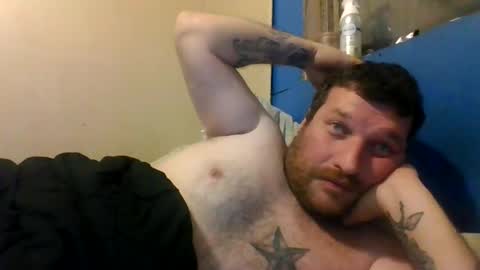 Snapshot of bluedemoneyes1986 chatting on February 8, 6:33 am bluedemoneyes1986 online show from February 8, 6:33 am