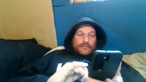 Snapshot of bluedemoneyes1986 chatting on February 26, 10:20 pm bluedemoneyes1986 online show from February 26, 10:20 pm