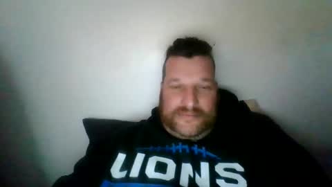 Snapshot of bluedemoneyes1986 chatting on February 28, 10:06 pm bluedemoneyes1986 online show from February 28, 10:06 pm