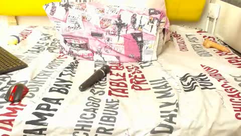 Snapshot of bluedi622952 chatting on February 7, 7:18 am Tee online show from February 7, 7:18 am