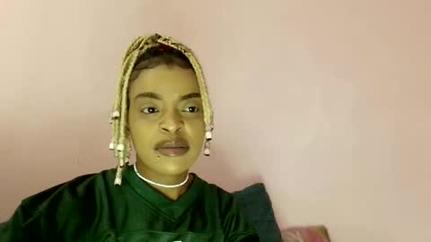 Tee online show from September 15, 11:10 am