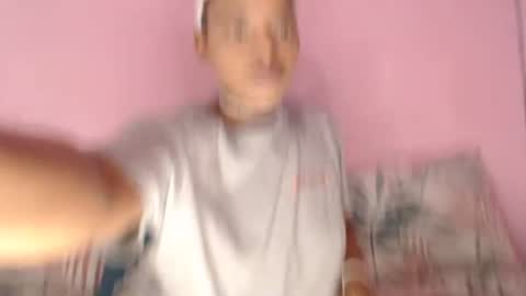 Snapshot of bluedi622952 chatting on October 22, 10:04 am Tee online show from October 22, 10:04 am