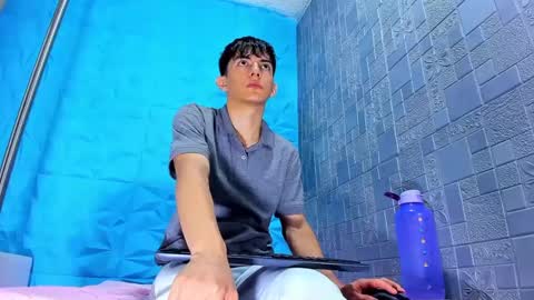 blueestar03 online show from December 5, 12:22 pm