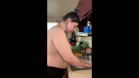 Snapshot of blueeyedbeauty92 chatting on November 7, 9:04 pm blueeyedbeauty92 online show from November 7, 9:04 pm