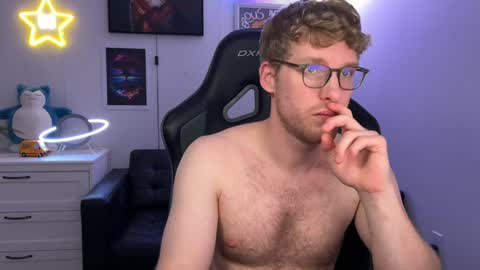 blueeyedtallguy online show from December 4, 8:01 am