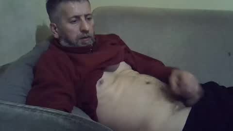 Snapshot of bluehot59 chatting on December 9, 8:44 pm blue online show from December 9, 8:44 pm