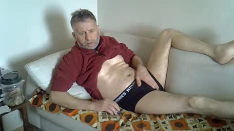 Snapshot of bluehot59 chatting on October 19, 8:26 am blue online show from October 19, 8:26 am