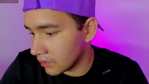 Snapshot of bluehsunny chatting on November 25, 2:11 am alexander online show from November 25, 2:11 am