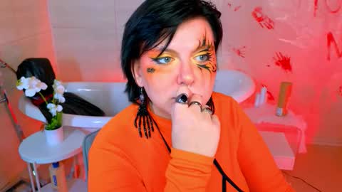 Snapshot of bluelunaray chatting on October 23, 10:03 am Hi my name is Lunaray online show from October 23, 10:03 am