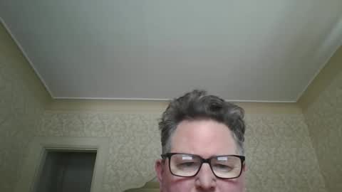 Snapshot of bluemoose70 chatting on December 4, 5:22 pm bluemoose70 online show from December 4, 5:22 pm