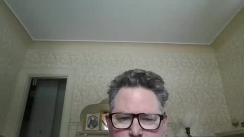 Snapshot of bluemoose70 chatting on January 4, 6:51 pm bluemoose70 online show from January 4, 6:51 pm