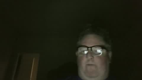 Snapshot of bluemoose70 chatting on February 19, 4:01 am bluemoose70 online show from February 19, 4:01 am