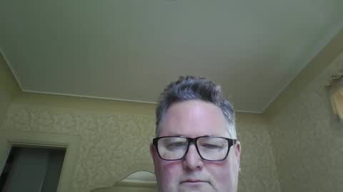 Snapshot of bluemoose70 chatting on September 8, 3:44 pm bluemoose70 online show from September 8, 3:44 pm