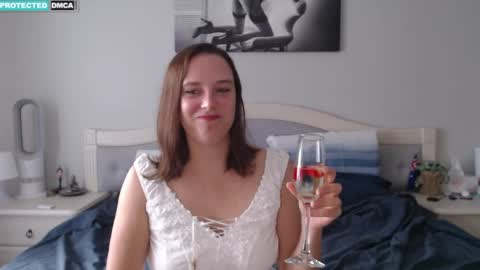 Stacey online show from April 6, 2:53 am