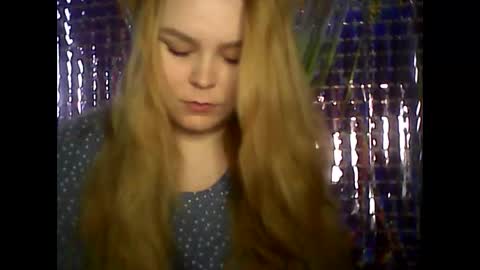 blushing_star online show from March 2, 8:38 am