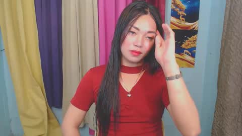 Snapshot of blythe_show chatting on December 18, 6:03 pm blythe_show online show from December 18, 6:03 pm