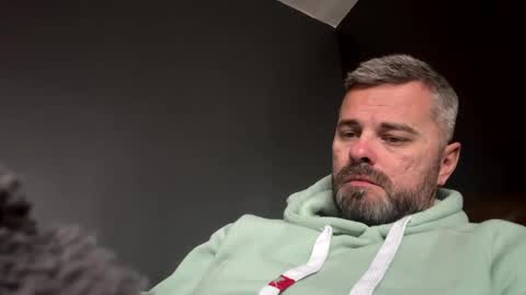 Snapshot of bmatt1903 chatting on February 8, 4:36 pm BMATT1903 online show from February 8, 4:36 pm