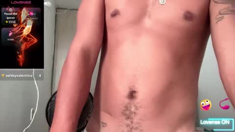 Snapshot of bob_pettersonn chatting on November 6, 5:36 pm Bob INDEPENDENT MODEL online show from November 6, 5:36 pm