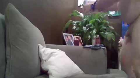 Snapshot of bobblehead31382 chatting on February 13, 12:13 am bobblehead31382 online show from February 13, 12:13 am