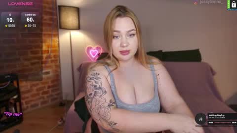 Snapshot of bodylina chatting on December 11, 9:12 pm Lina online show from December 11, 9:12 pm