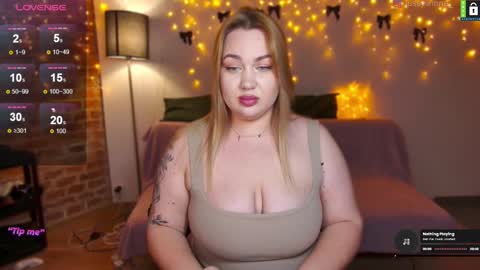 Snapshot of bodylina chatting on December 18, 8:57 pm Lina online show from December 18, 8:57 pm