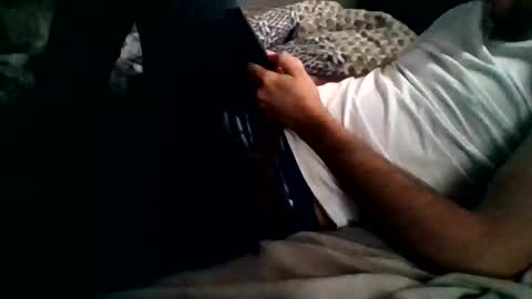 Snapshot of boefertje001 chatting on December 17, 9:59 am Bandit online show from December 17, 9:59 am