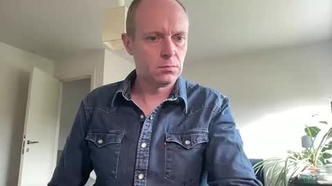 ask me online show from October 31, 11:22 am