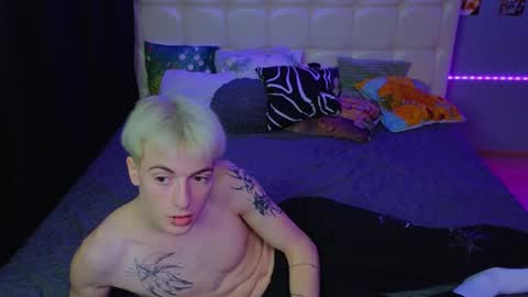 Snapshot of boicute chatting on January 28, 12:32 pm ALEXPVT IS OPEN online show from January 28, 12:32 pm
