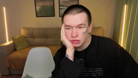 ALEXPVT IS OPEN online show from February 4, 4:29 am