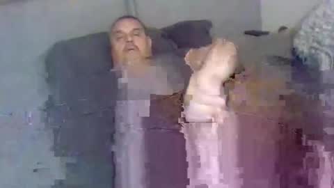 Snapshot of boidady chatting on November 14, 7:51 am emilio online show from November 14, 7:51 am