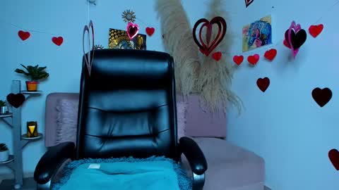  Salma Independent Model online show from February 15, 1:10 am