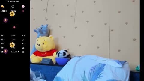 Nell online show from December 15, 10:41 am