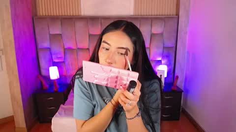 Snapshot of bonnali_lune chatting on November 8, 4:40 pm bonnali_lune online show from November 8, 4:40 pm